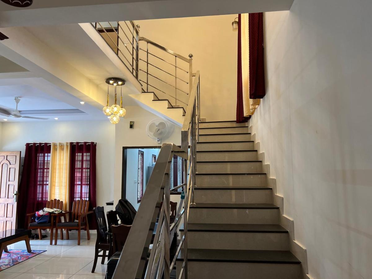 Villa Pullad à Aranmula Extérieur photo